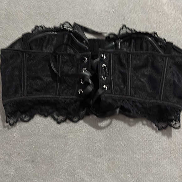 Black Bandeau with Structured Boning. New - Picture 5 of 6